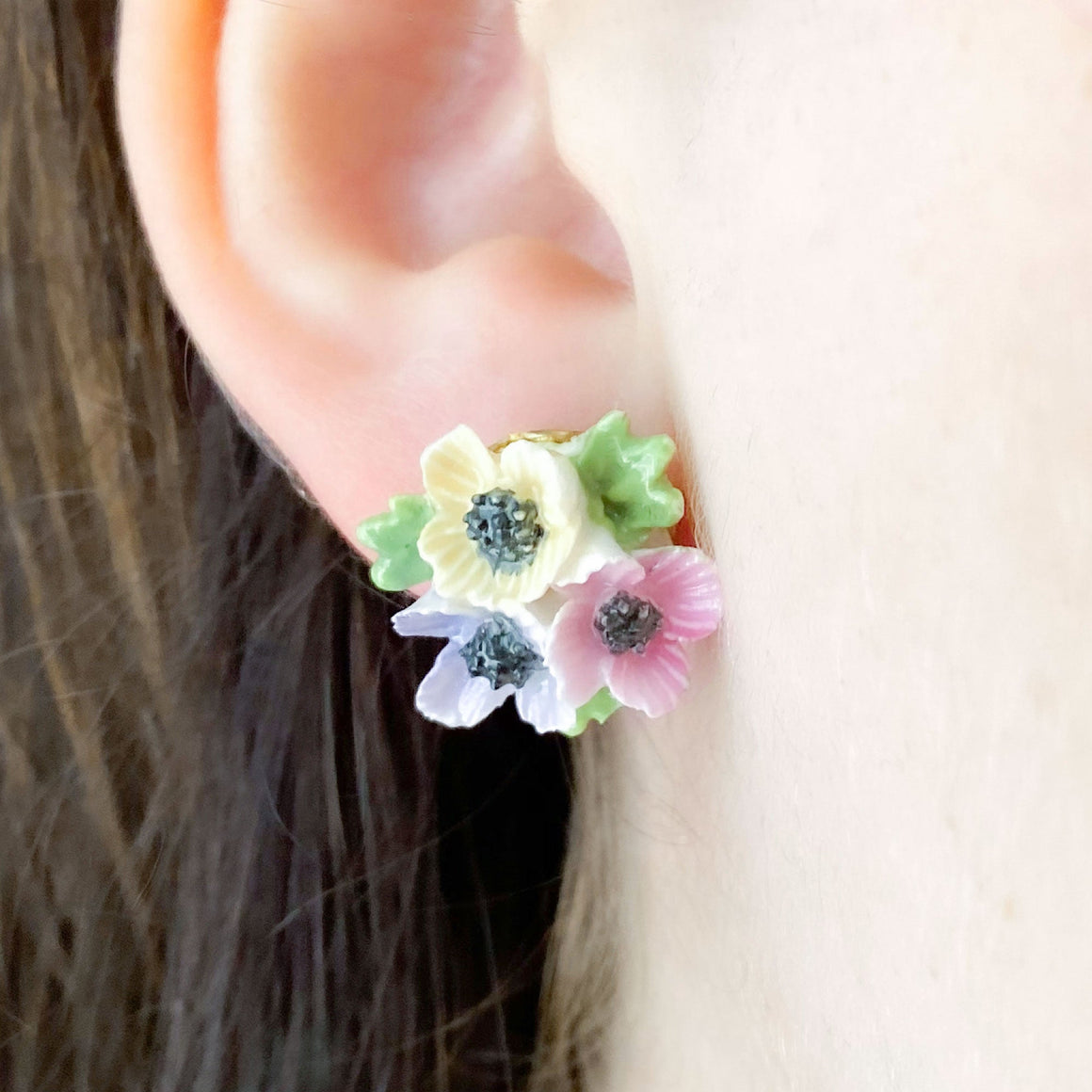 PAYSON bone china flower screw back earrings-GREEN BIJOU