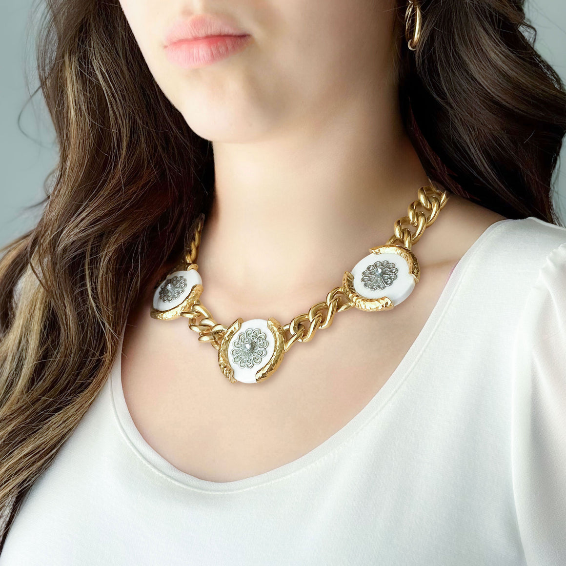 QUINLAN vintage silver, white and chunky gold chain necklace-GREEN BIJOU