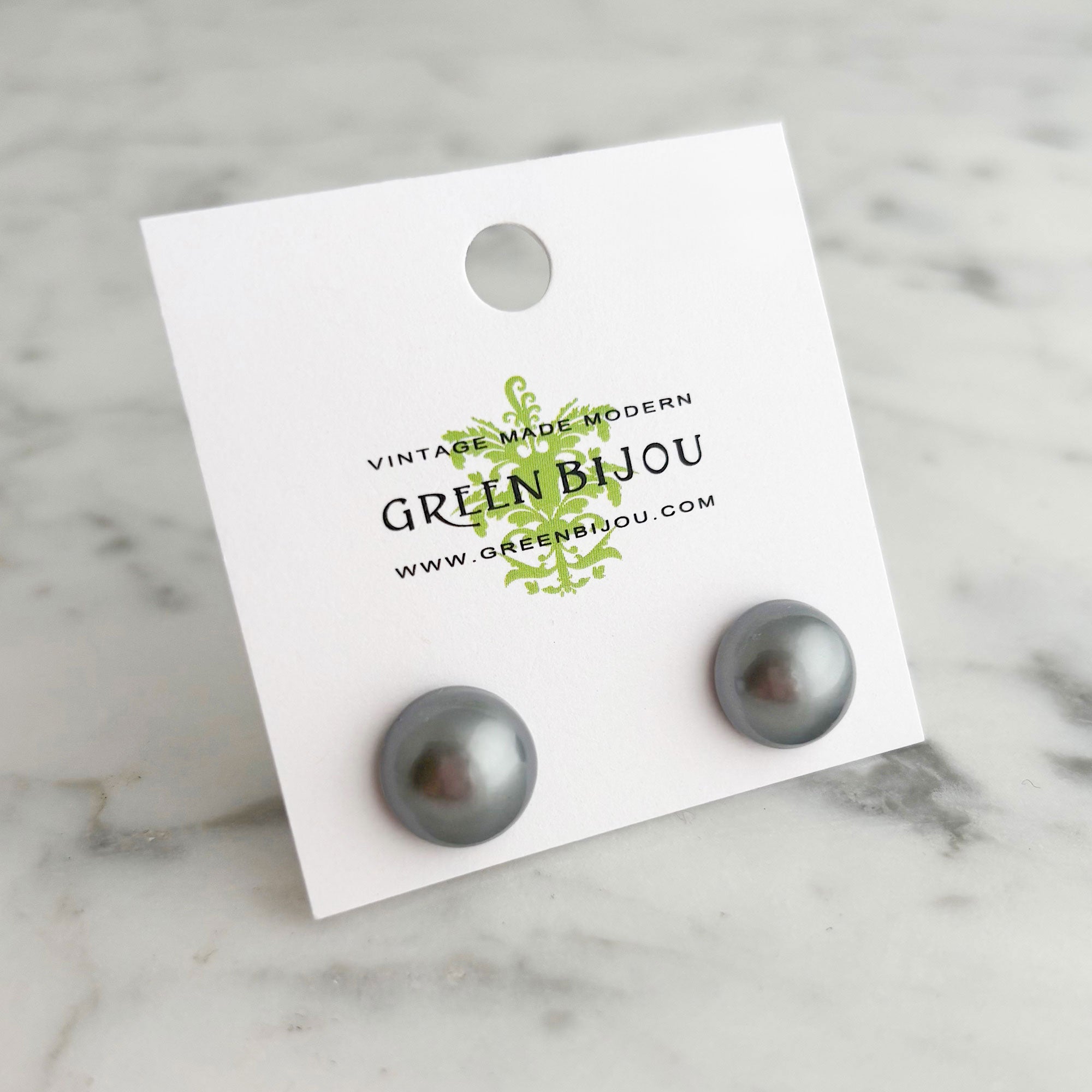 RONA grey pearl smooth dome stud earrings-GREEN BIJOU