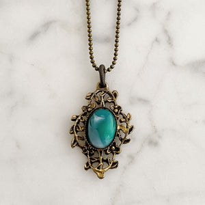 ROSEY antique gold and green pendant-GREEN BIJOU