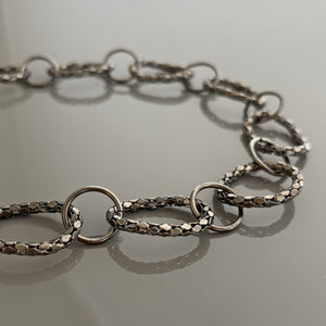 RYAN vintage lightweight gun metal oval mesh link necklace - 