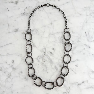 RYAN vintage lightweight gun metal oval mesh link necklace-GREEN BIJOU