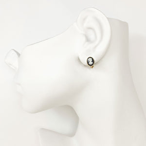 SAMANTHA petite cameo clip earrings - 