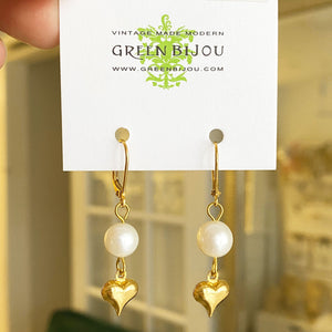 SHILOH pearl and gold heart earrings - 