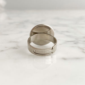 SHIRELLE white mother of pearl ring - 