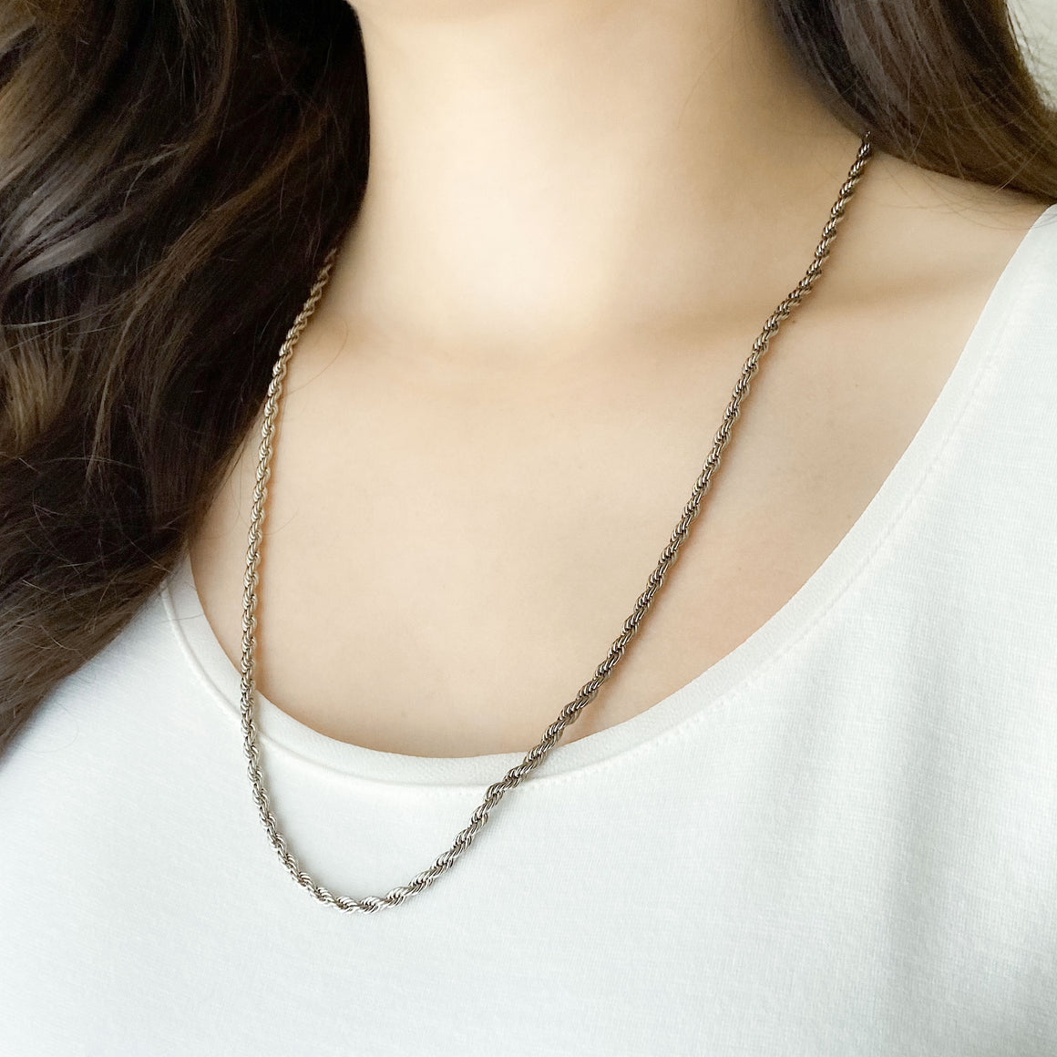 SMITH vintage 24 inch rope chain necklace-GREEN BIJOU