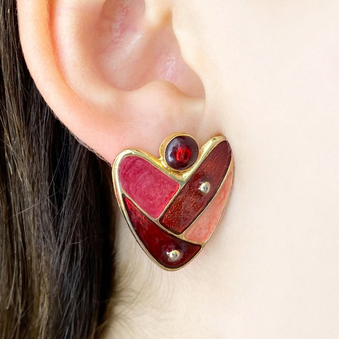 SWANSON 1980's red enamel stud earrings-GREEN BIJOU