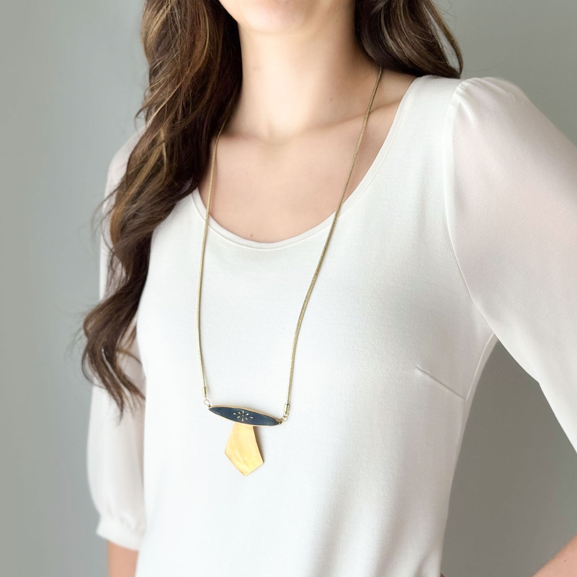TESSA black steampunk hardware necklace-GREEN BIJOU