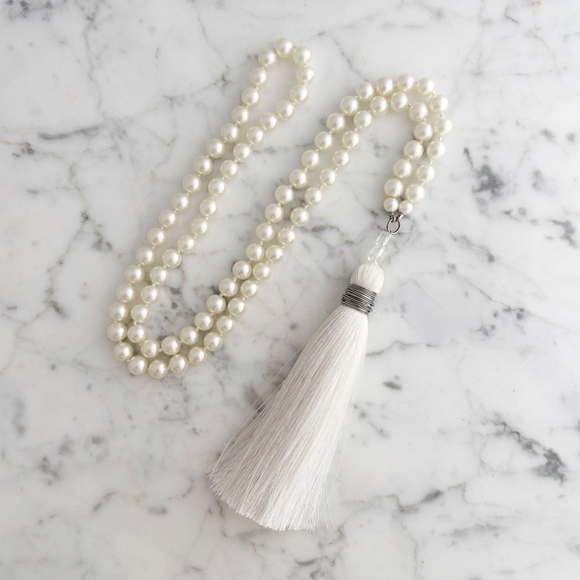 TOVA 8mm pearl and white tassel necklace-GREEN BIJOU