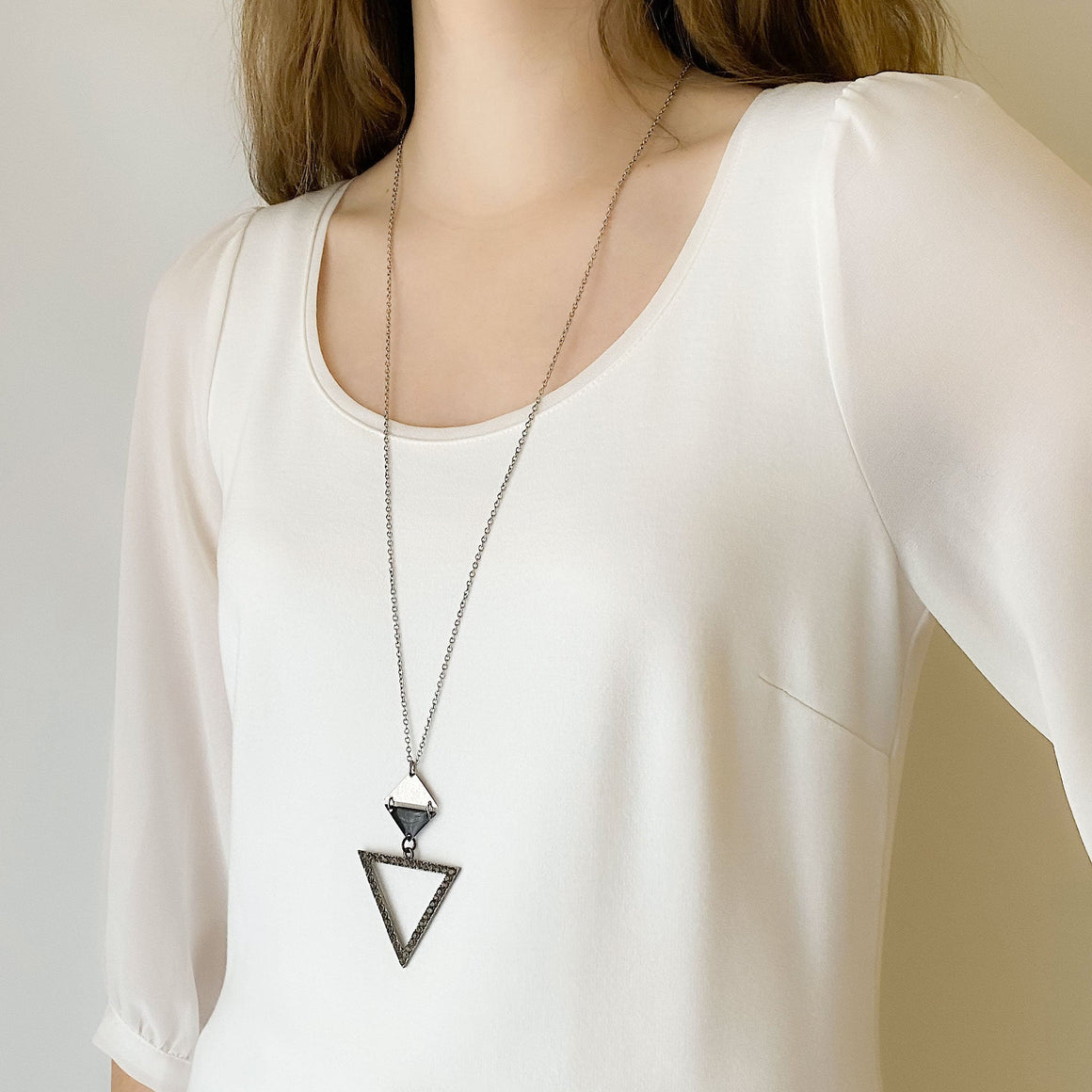 VANCE black and silver triangle necklace-GREEN BIJOU