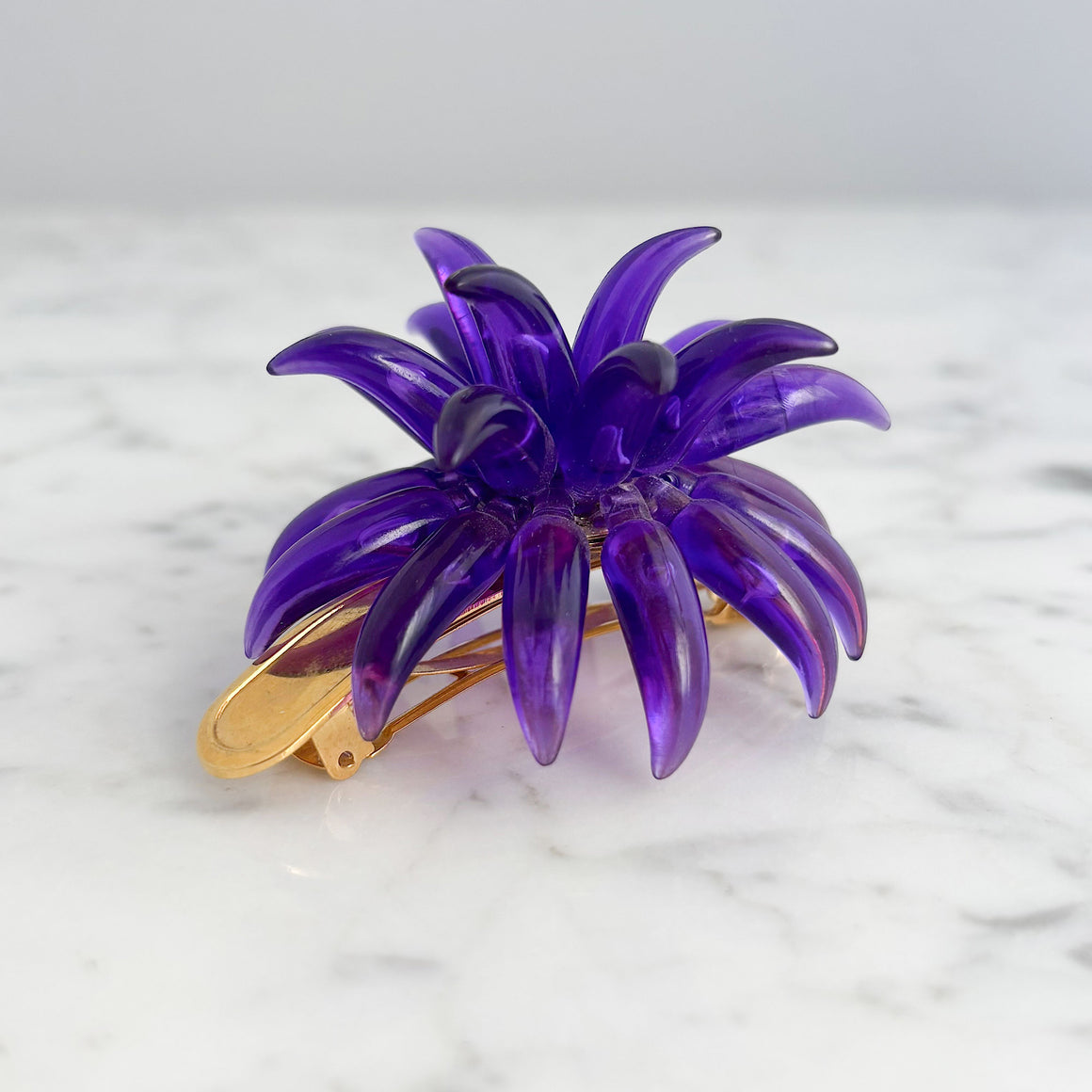 Vintage Purple Chrysanthemum Barrette | Lucite Flower Hair Clip | KAILA-GREEN BIJOU