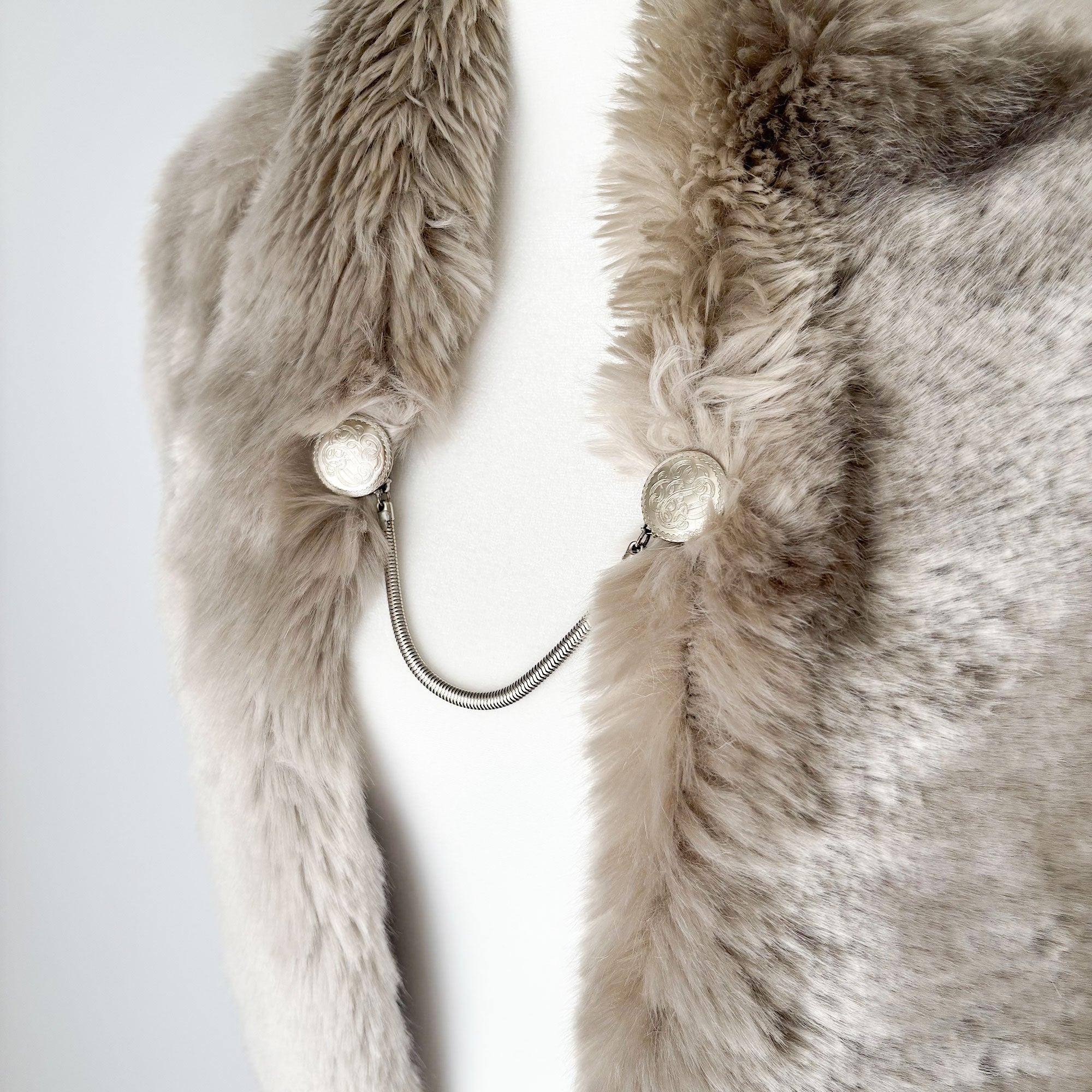 Vintage Silver Tone Sweater Clips | Engraved Disc & Snake Chain Cardigan Clips | JOHANNA-GREEN BIJOU