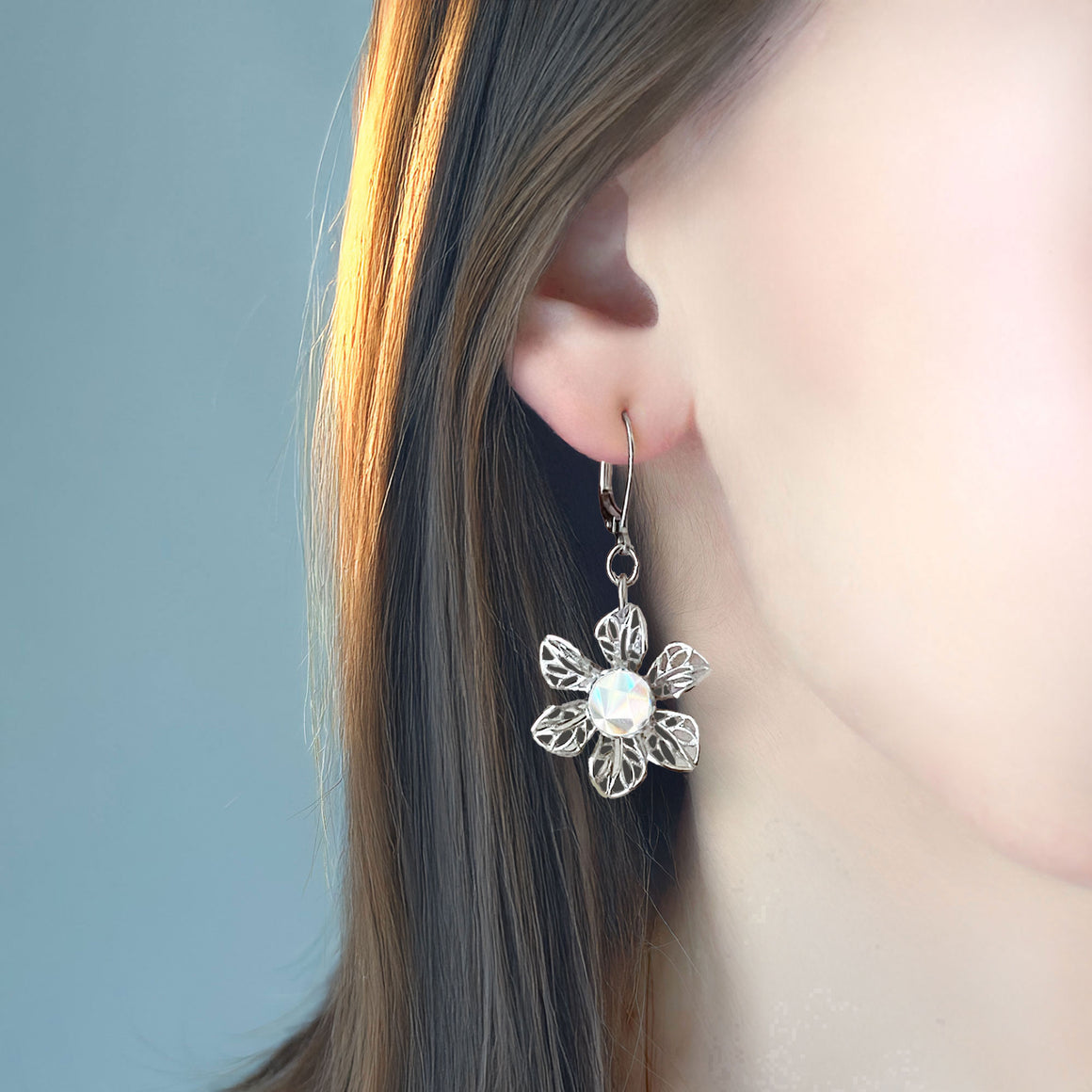 WREN vintage sparkly crystal silver filigree flower earrings-GREEN BIJOU