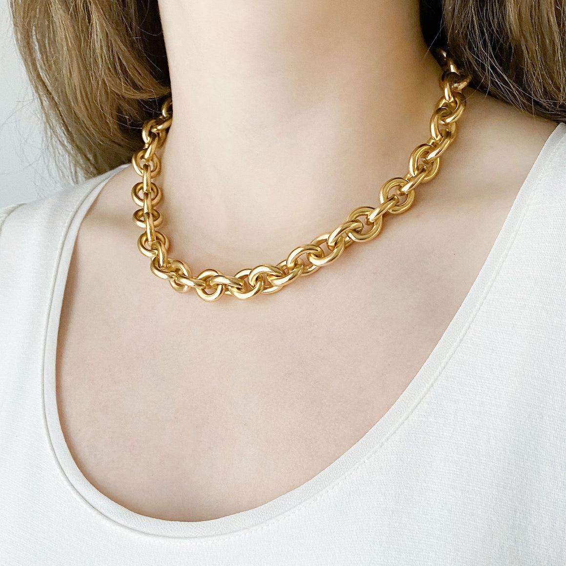 BRAXTON chunky gold necklace-GREEN BIJOU