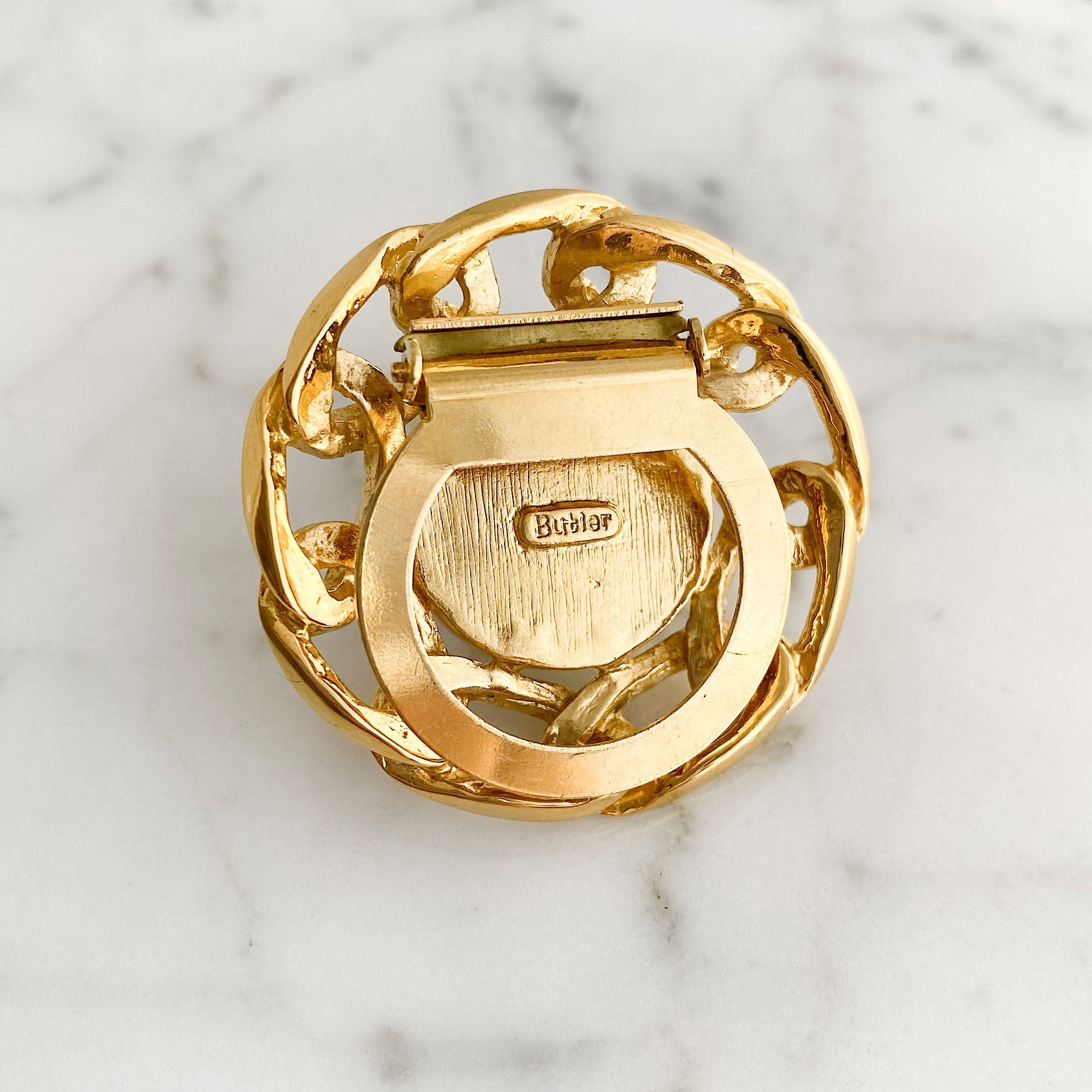 BUTLER vintage round gold chain pearl scarf clip - 