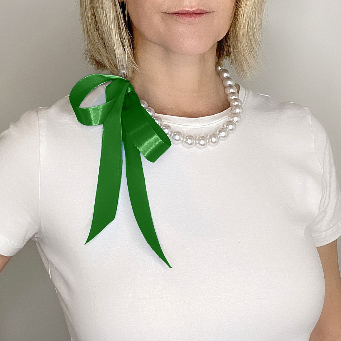 DOTTY emerald green ribbon pearl necklace-GREEN BIJOU