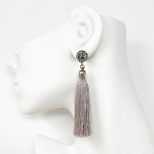 ESSIE grey tassel stud earrings - 