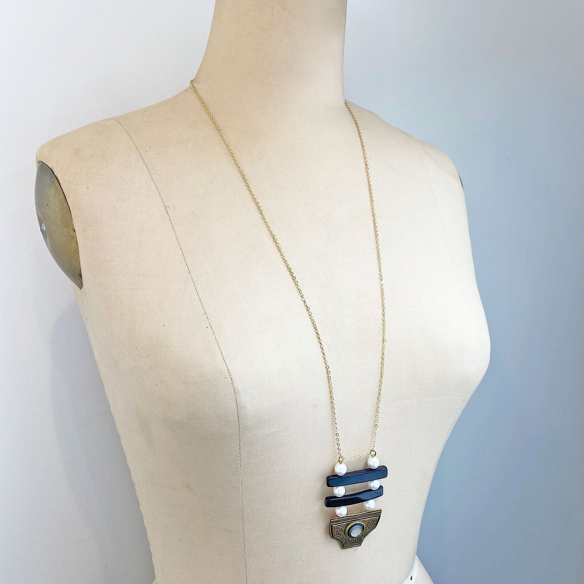 HAYES vintage brass buckle necklace - 