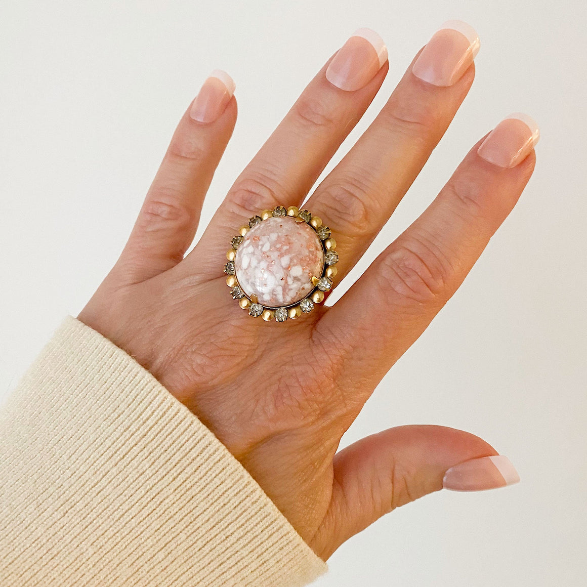 HUGO pink confetti glass ring-GREEN BIJOU