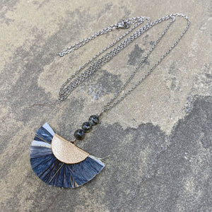 JADON half moon pendant necklace - 