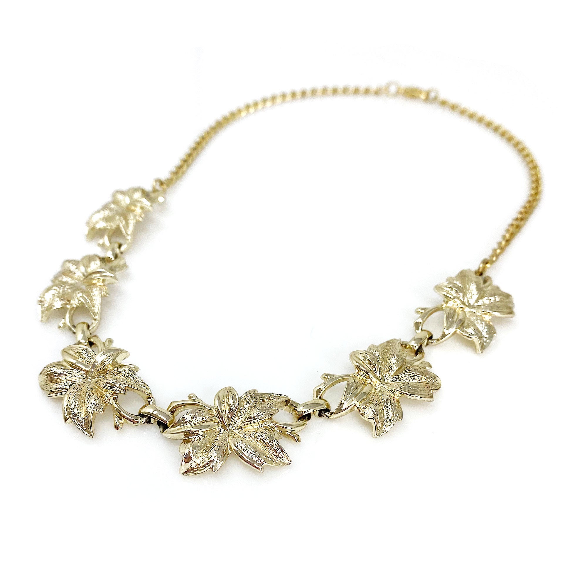 JENNA vintage gold leaf necklace - 