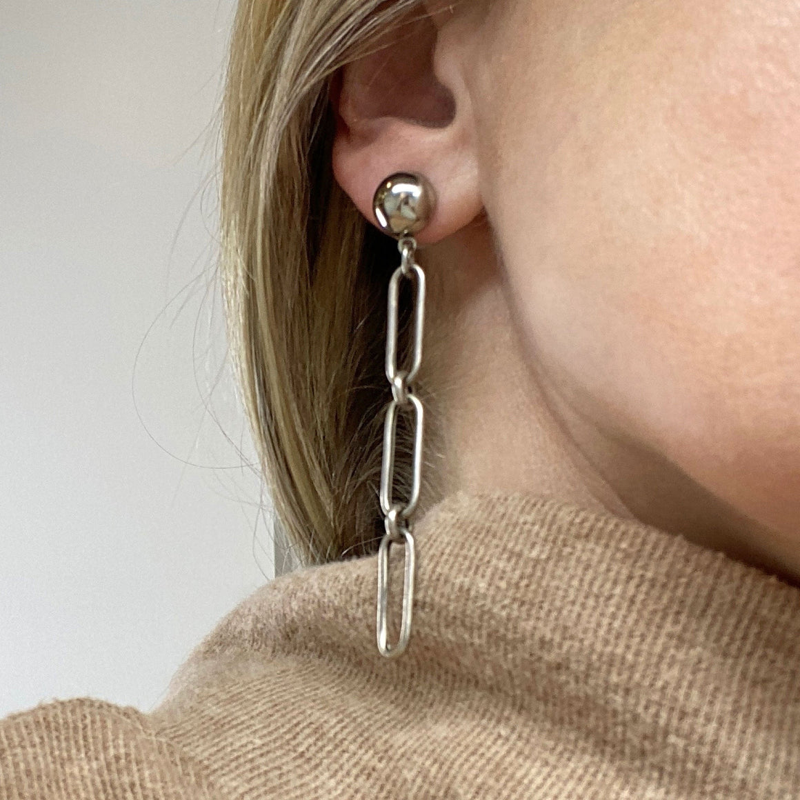 JULIEN silver paper clip earrings-GREEN BIJOU