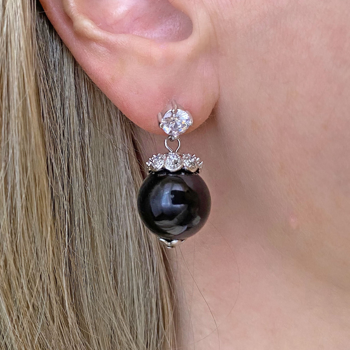 LAVIGNE platinum and black pearl earrings-GREEN BIJOU
