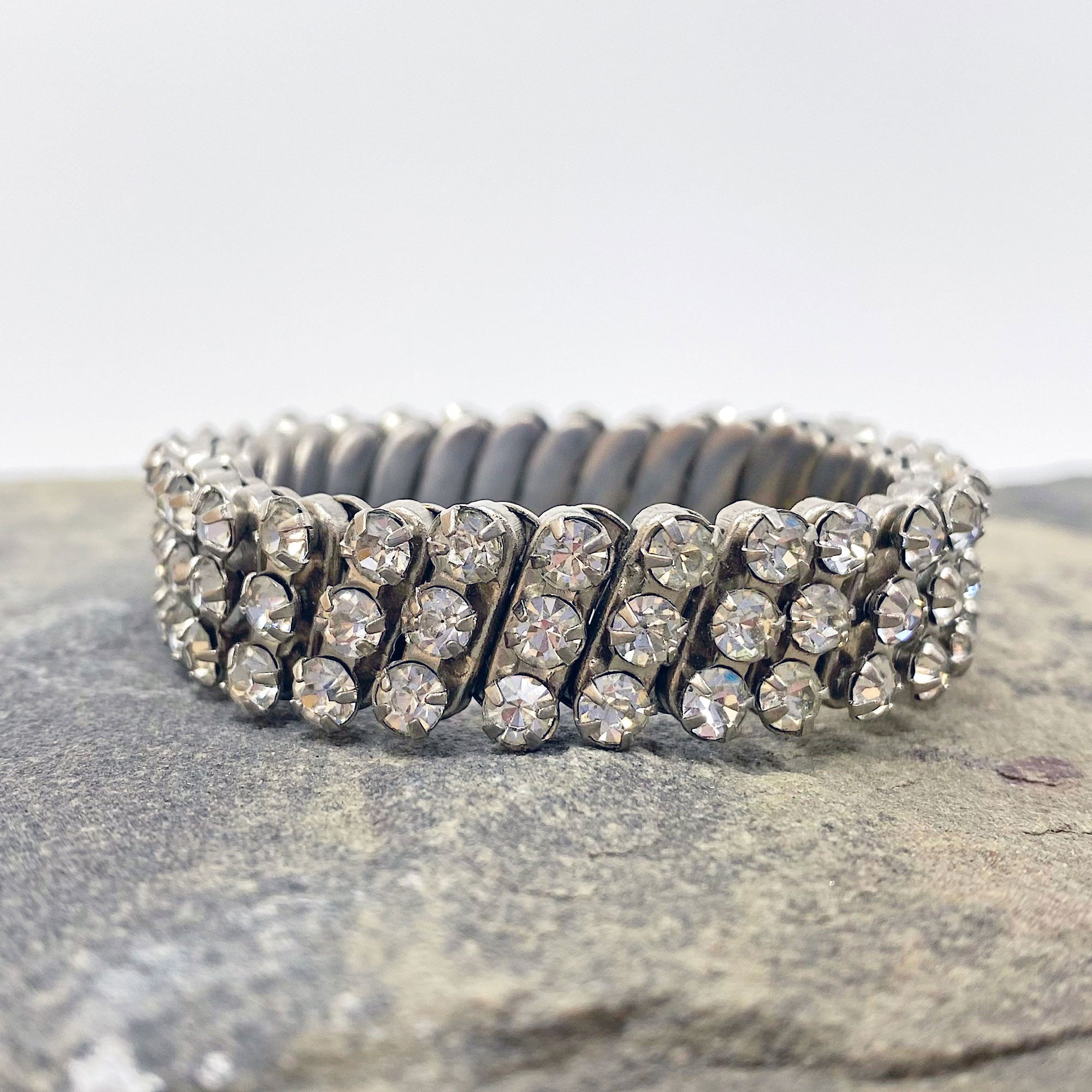 MINNIE vintage rhinestone expansion bracelet - 