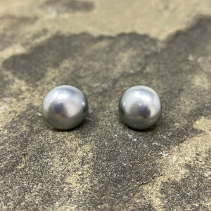 RONA grey pearl studs - 
