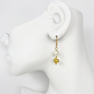 SHILOH pearl and gold heart earrings - 