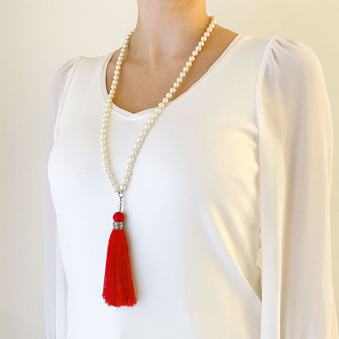 TOVA pearl and red tassel necklace-GREEN BIJOU