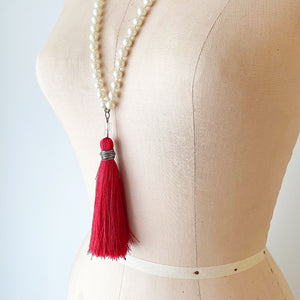 TOVA pearl and red tassel necklace - 