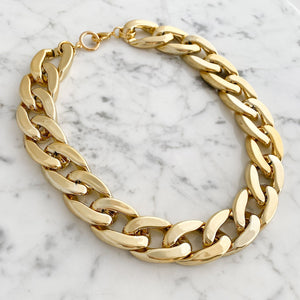 TYRA gold lightweight chunky chain necklace - 