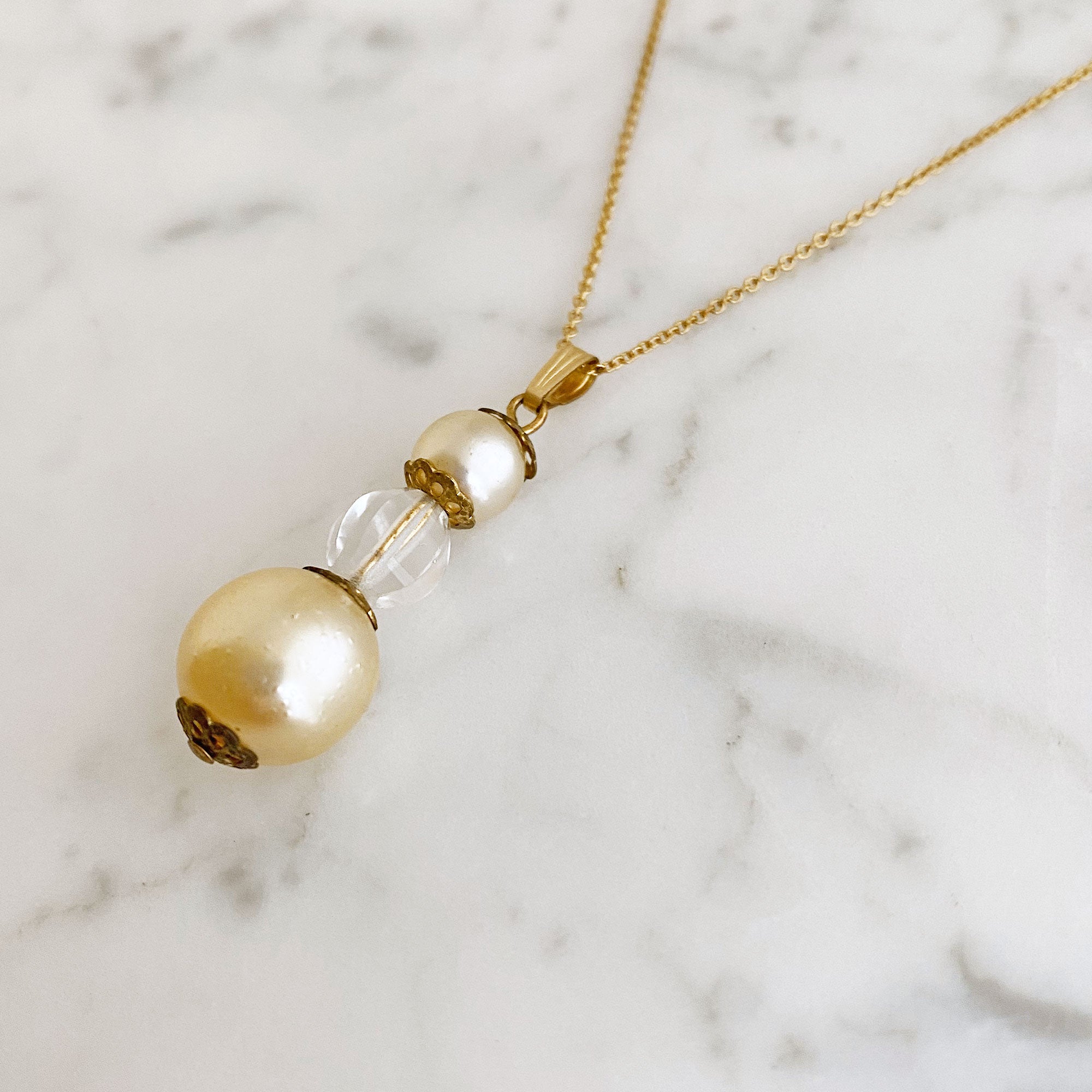 VERONICA vintage pearl necklace - 